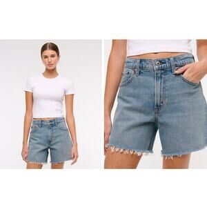 NWOT Womens Abercrombie & Fitch High Rise Dad Short Size 6/28